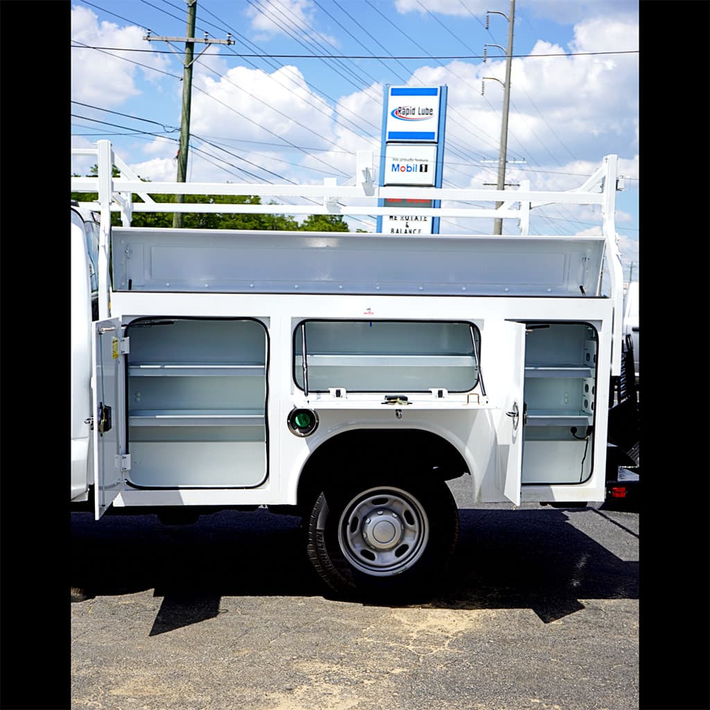 Royal service body and ladder rack build