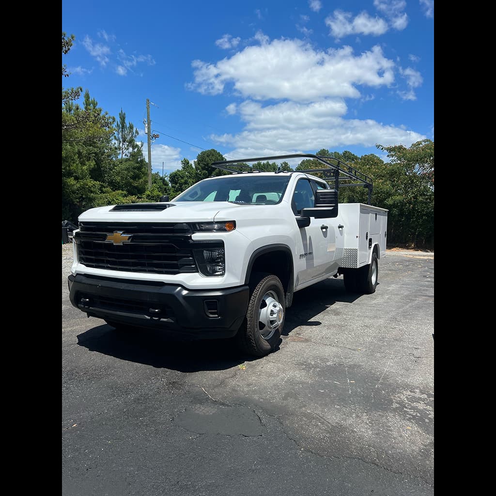 Service body and ladder rack build